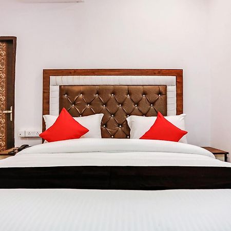 Hotel O Golden Stone Ghaziabad Zewnętrze zdjęcie