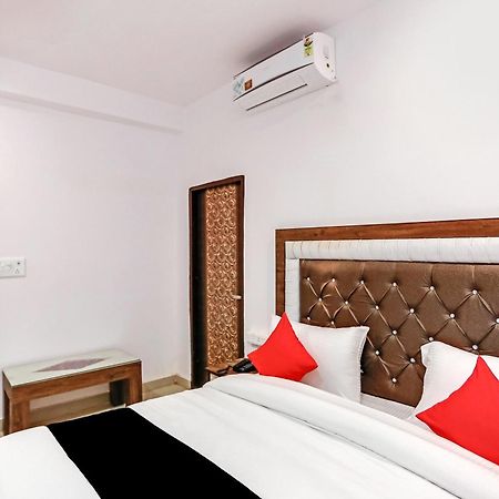 Hotel O Golden Stone Ghaziabad Zewnętrze zdjęcie